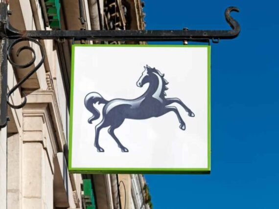 Lloyds to ‘learn lessons’ from using employees’ bank data