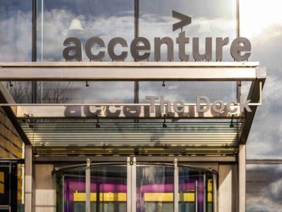 Accenture links promotion prospects to employees’ use of AI