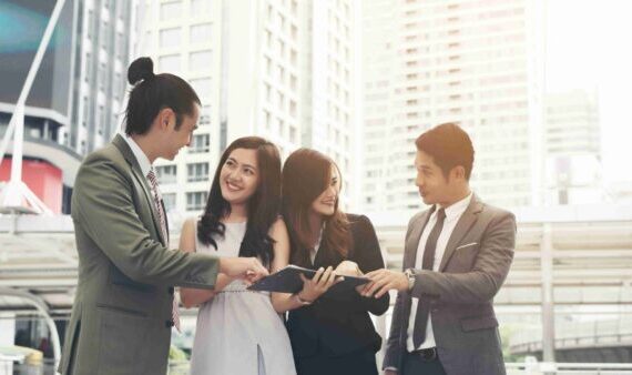 Singaporean Redditor questions locals’ edge over foreign talent: ‘Are we really worth 3x-5x pay?’